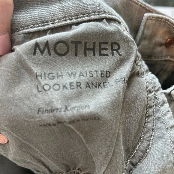 NWOT MOTHER High Waisted Looker Ankle Fray Skinnies in Dye Graphite. Size 28 - Picture 11 of 15